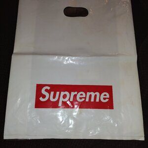 SUPREME SHOPPING BAGS